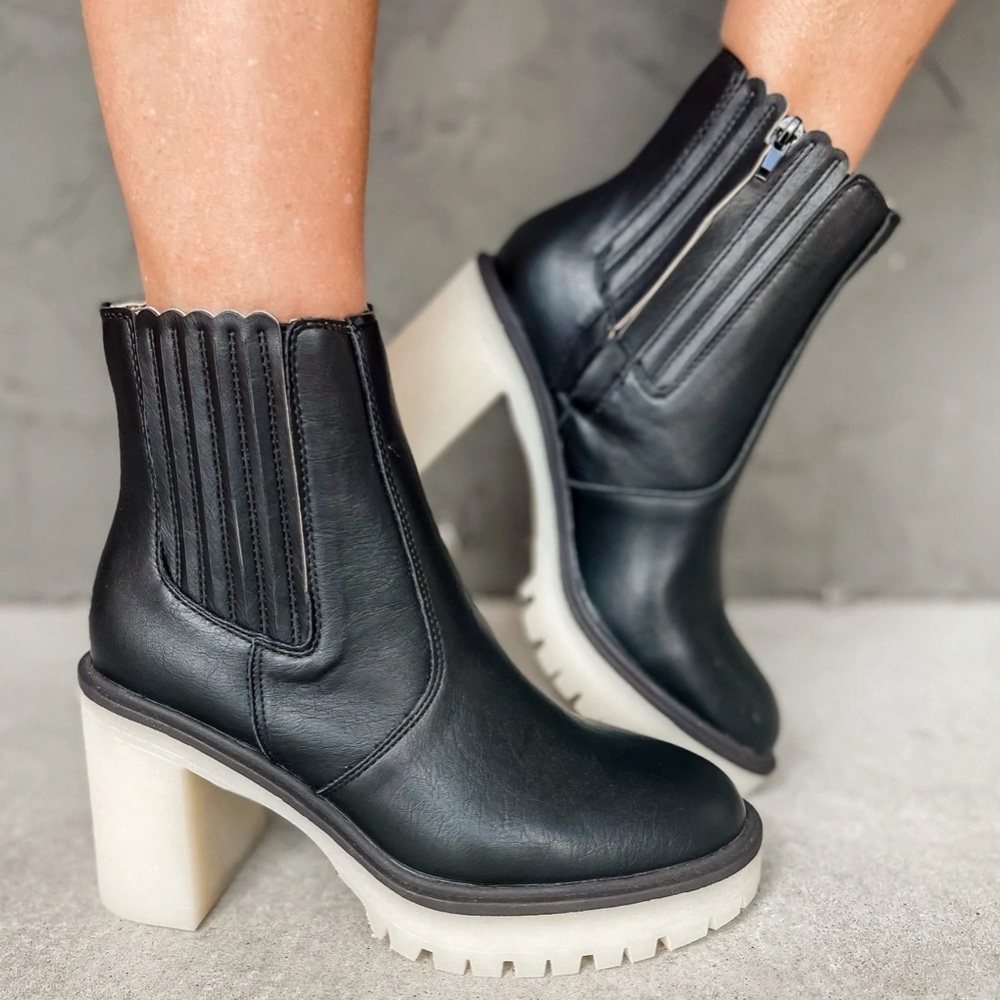 Oasis Society Heeled Boots